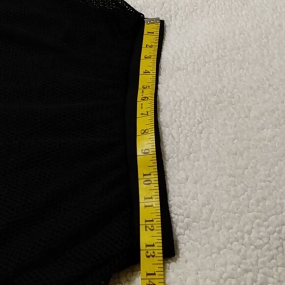 NWOT Hot Topics black fishnet mesh skirt - Picture 7 of 10